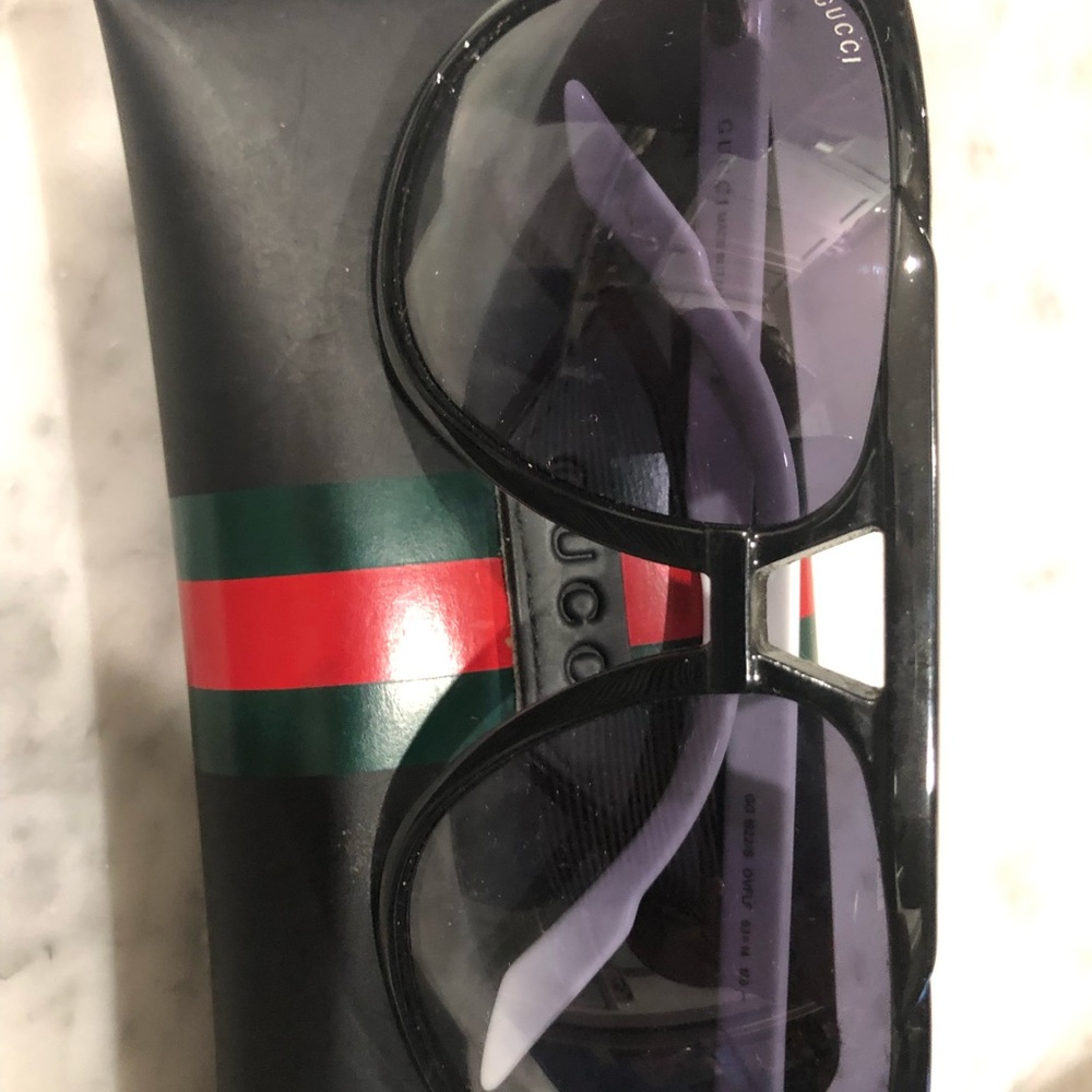 Gucci sunglasses in great condition.